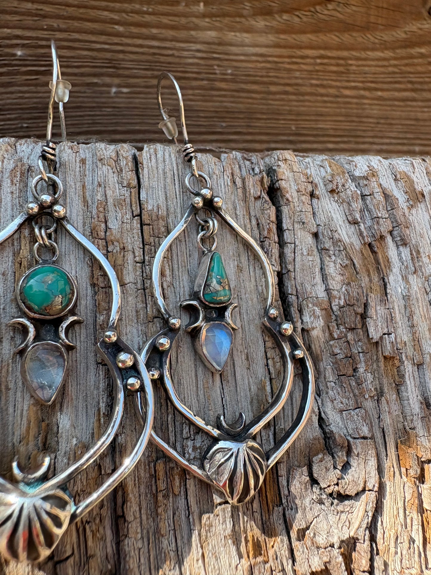 Selene asymmetrical Earrings