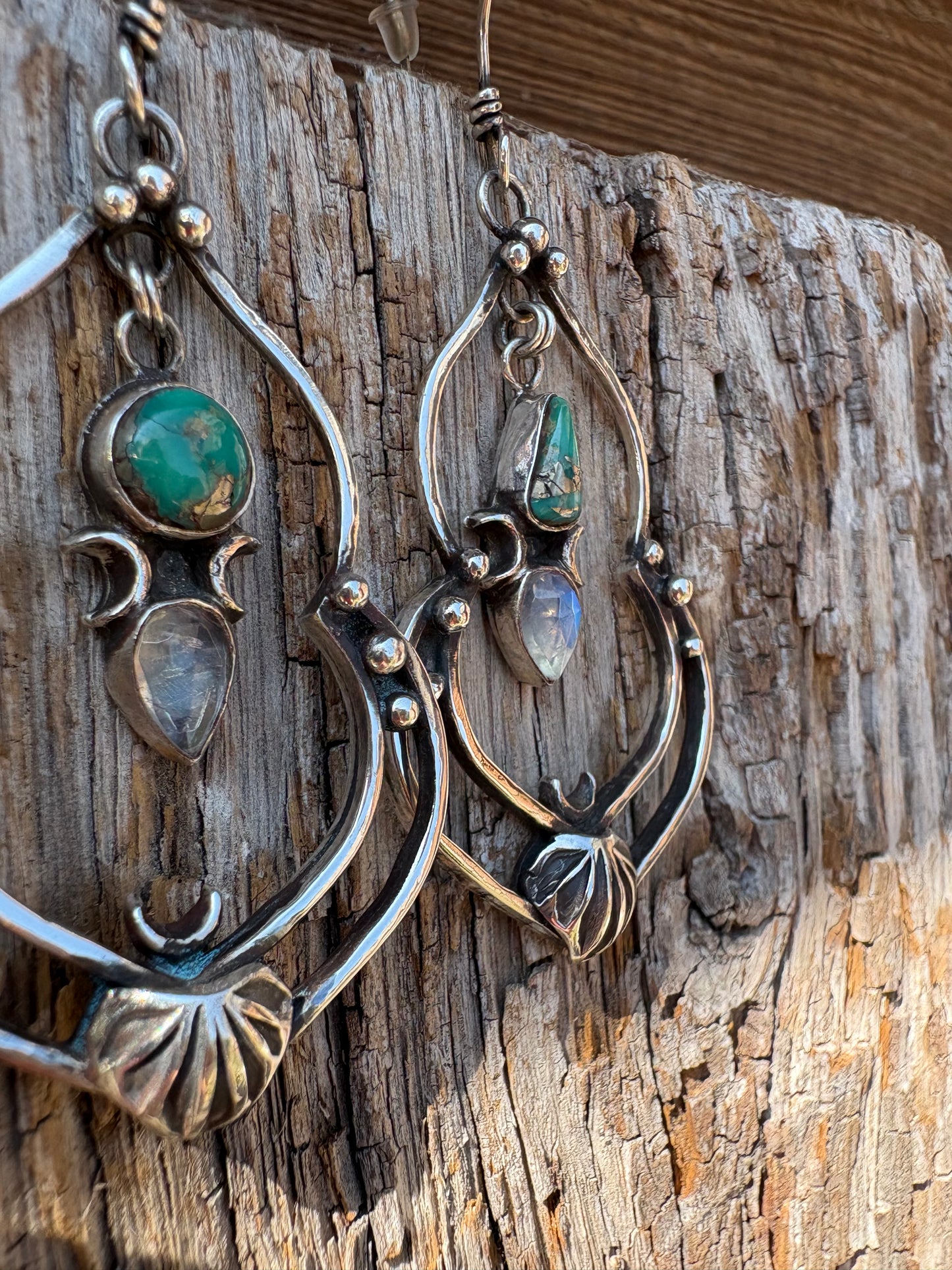 Selene asymmetrical Earrings